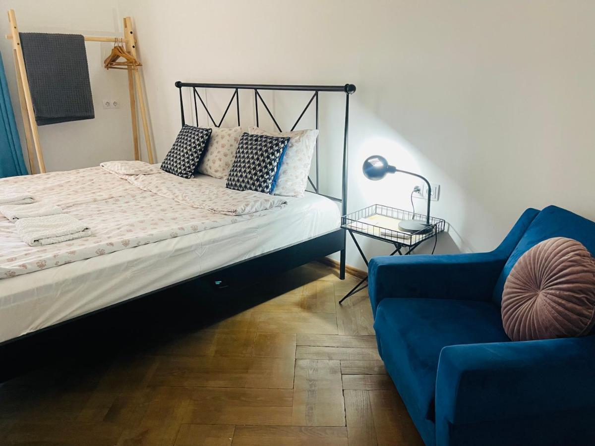Guest House Third Floor Tbilisi Bagian luar foto