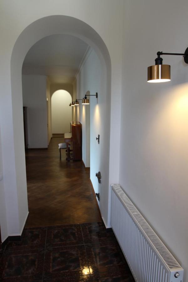 Guest House Third Floor Tbilisi Bagian luar foto
